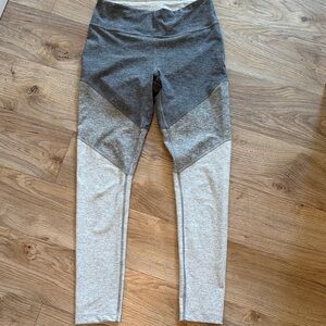 Outdoor Voices- Women’s Leggings